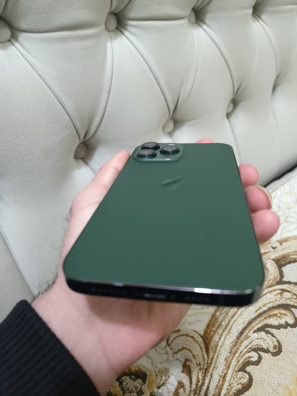 13 برو ماكس
ذاكره 1000كيكا (1تيرا)
بطاريه 85🔋
نموذج M
وتر بلادي بعده بالضمان بلادي على وضع الشركه مامرفوع نفس البقيه وانضف من الصور 
سعر 775 الف مكاني الرمادي 
***********
