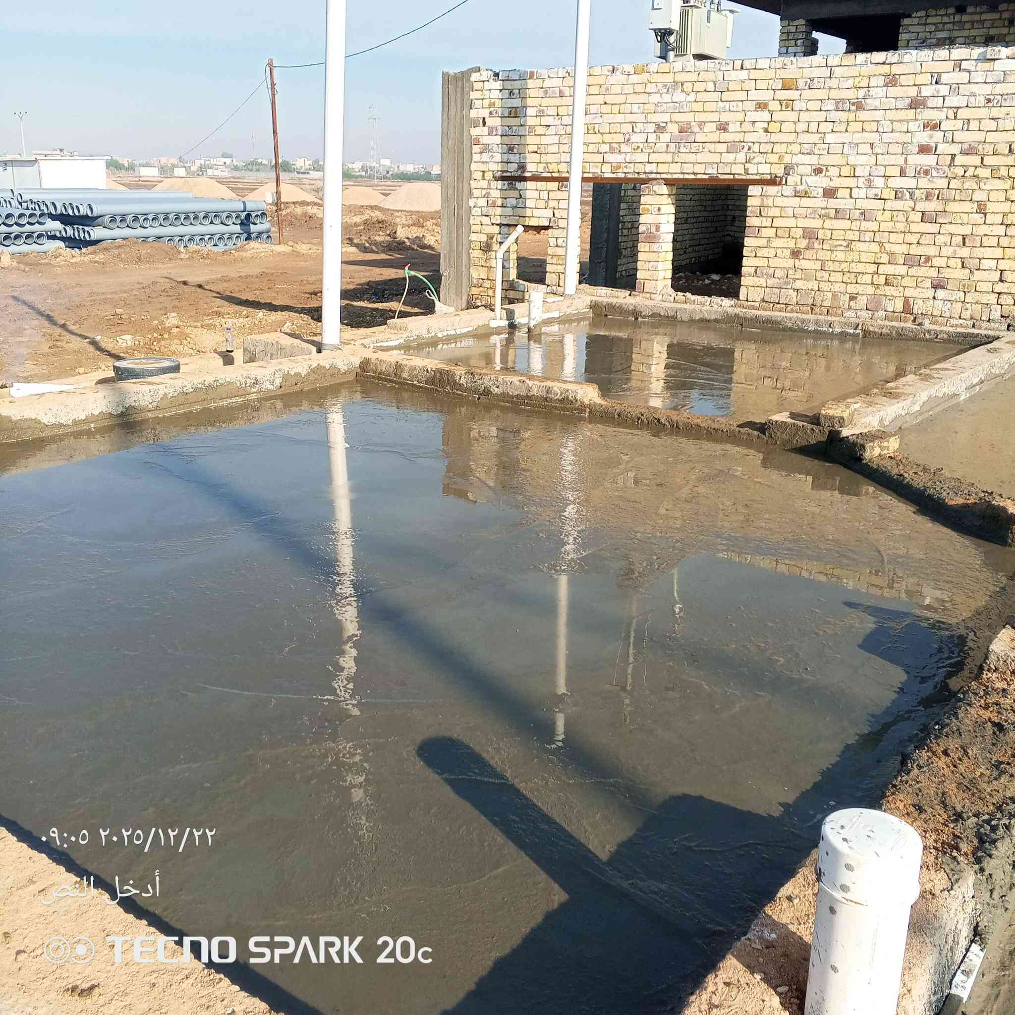 السلام عليكم اي احد محتاج خباطه صب ارضيات ممرات بيوت اساس دنك كراجات سياجات صحيات مخازن وتدخيل السبيس وحدله شغل درجه الأولى الاتصال على الرقم ***********يوجد واتساب  بخدمتكم
