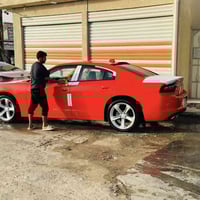 تشارجر ٢٠٢٣ • ماشي ٥٥٠٠٠ • كفاله عامه