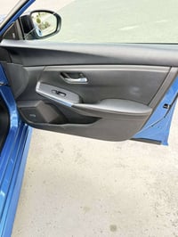 نيسان سنتره /مديل 23فول موصفات SRكلشي موضح بل منشور 07714883674