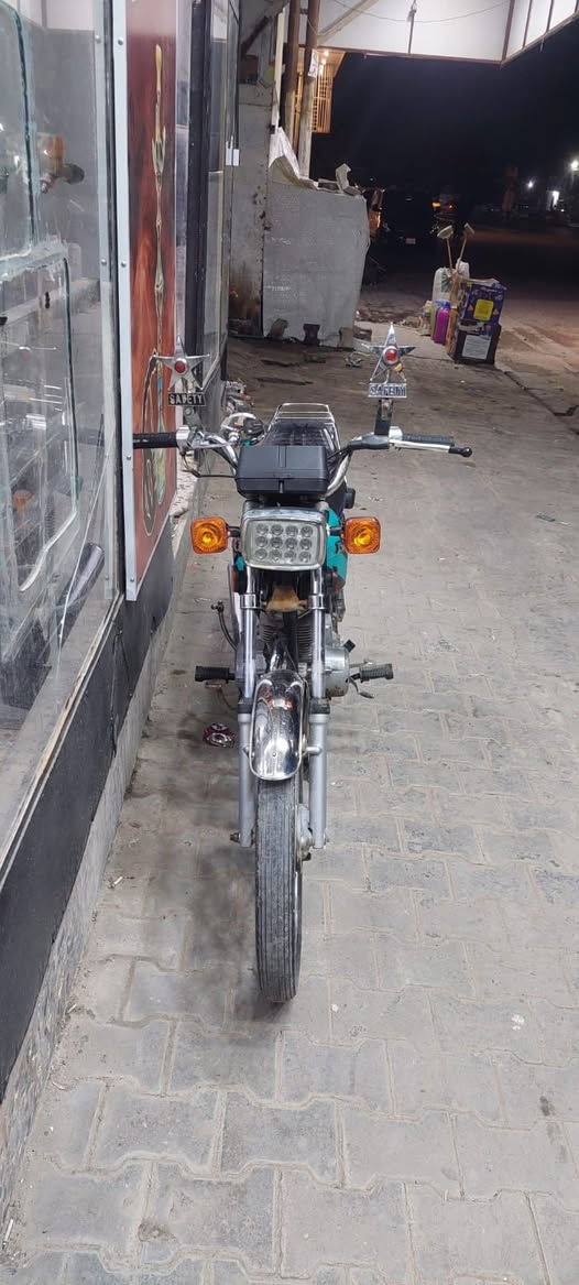 سلام عليكم دراجه ٤كير موديل 21 مكينه ناعمه كهربائيه كله شغاله مابيه اي نقص اوراق كامله مكينه ناعمه لا تبخير ولا تنقيص شلعه ونعومه دراجه ما عايزه اي شي سعر500 مكاني نجف رقم بي واساب ***********
