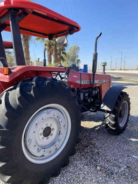 مكينة فوركسن حجم 285 موديل 2015 رقم سليمانية مكينه جديده برغي مامفتوح كوله شريكه تايرات جديده عنوان كلار رقم موبايل ***********
