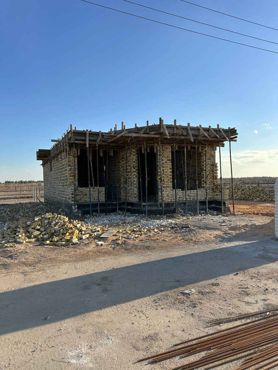 ✨ فرصة استثمار وسكن مميزة ✨
🔹 قطع أراضي زراعية سند 25
🔹 باسمي مباشرة
🔹 بالتقسيط المريح
📐 المساحات تبدأ من 100 متر فما فوق
💰 أسعار مناسبة ومنافسة
📍 الموقع:
القطع تقع في نزلة سعد بيجو
على طريق يا حسين
تبعد عن السوق 6 دقائق فقط ⏱️
🏘️ تقع ضمن مجمع سكني متكامل يتوفر فيه:
✅ كهرباء
✅ إنارة ليلية
✅ تبليط واصل إلى باب البيت
📝 تحويل مباشر باسم المشتري بعد إكمال المبلغ
📞 للاستفسار والمعلومات:
***********
📩 أو التواصل على الخاص
⚡ سارع بالحجز… الكمية محدودة ⚡
