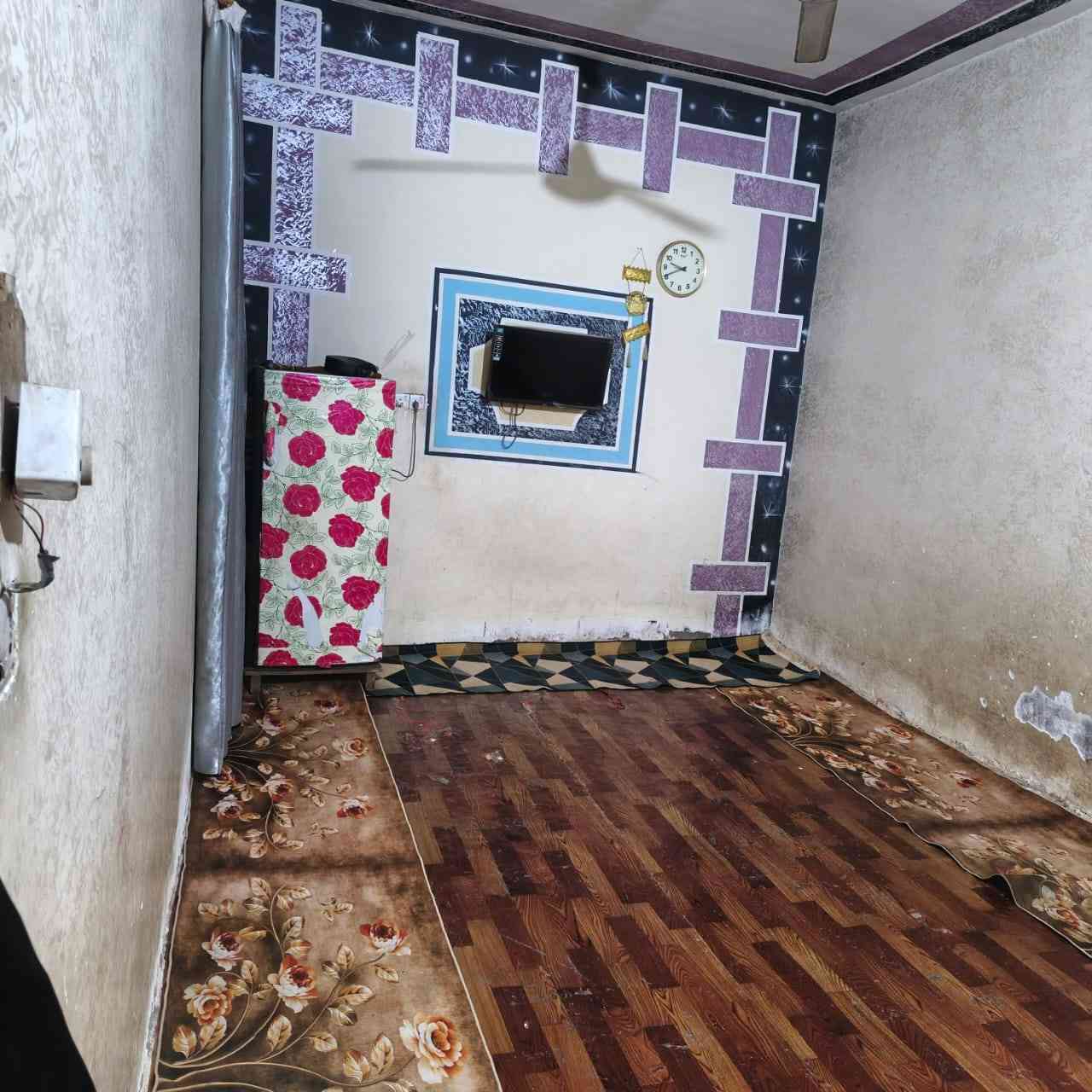 سلام عليكم بيت للبيع غرفه. وصاله ومطبخ وحمام داخلي وصحيات خارجيه المساحه 144متر العنوان المتنبي نزلت المشروع للتصال والستفسرار ***********
