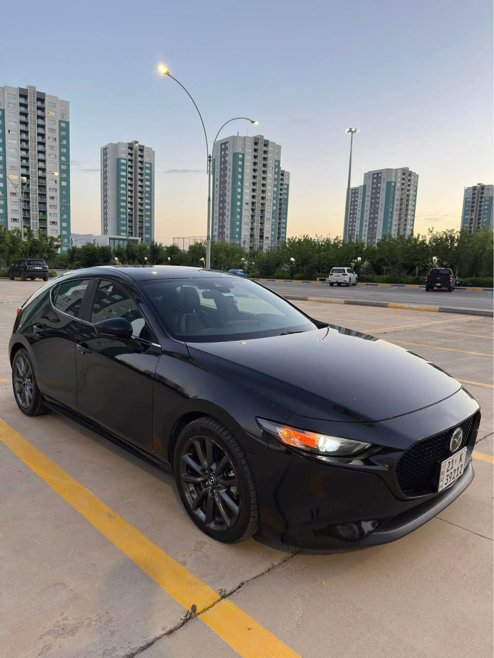 Mazda 3 Hatchback  2022 S Sport

ڕەش میتالیک

تەنها ٣٤ هەزار میل ڕۆشتووە 

بێ تۆربۆ مەکینە مەرغوب

بێ دەبڵ ئەکسل مواسەفات 

بەسمە

پادڵ شەفتی سوکان هەیە‎ 

رادار پێش و لایەکان

خەتی جادە

تحدید سرعە

فلچە ئۆتۆ‎

ئۆتۆ لایت زینۆن

کامێرا

هەر ٤ جام Auto

برێک کارە

ئۆتۆ هۆڵد

ناو جلد

وەک بۆیاخ ڕەسمی فەحسەکە دانراوە پەڵەیەک بۆیاخە

ئێرباگ تەنها شان تەقیوە سیستەم کراوە

‎سەنەوی و رەقەم و ژینگە و هەموو شتێکی تازەیە ، تەحویل و غەرامە

نرخی 142 گەڵاو مەجالێکی کەم

*********** السليمانية, العراق
