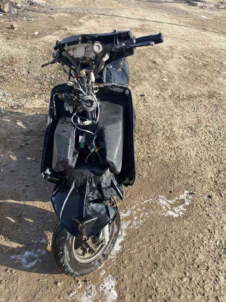 السلام عليكم دراجة فراشة للبيع نضيفة نقصها بس كفرات سواد نضيف تايرات زوج جدد دبلات جدد السعر 125 وبية مجال الهاتف *********** العنوان دوانية حي الجامعة
