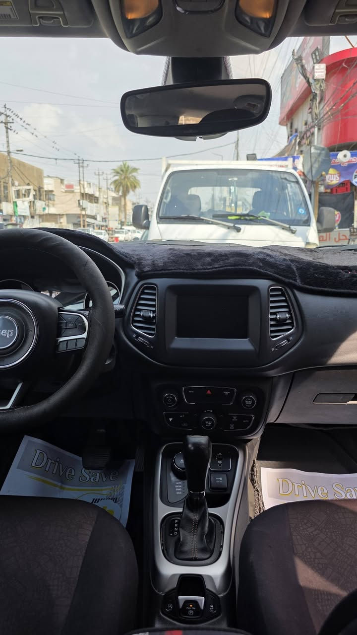 السلام عليكم
جيب كومبارس رقم اربيل باسمي ٢٠١٨ الرقم الجديد 
السعر ١٠٠ ورقة
سيارة جاهزة حدادية كير مكينة تبريد خير من الله مواصفات نص فول
ماشية ٦٨ الف
صور الحادث مرفقة بالمنشور
مكاني بغداد الاسكان ***********
