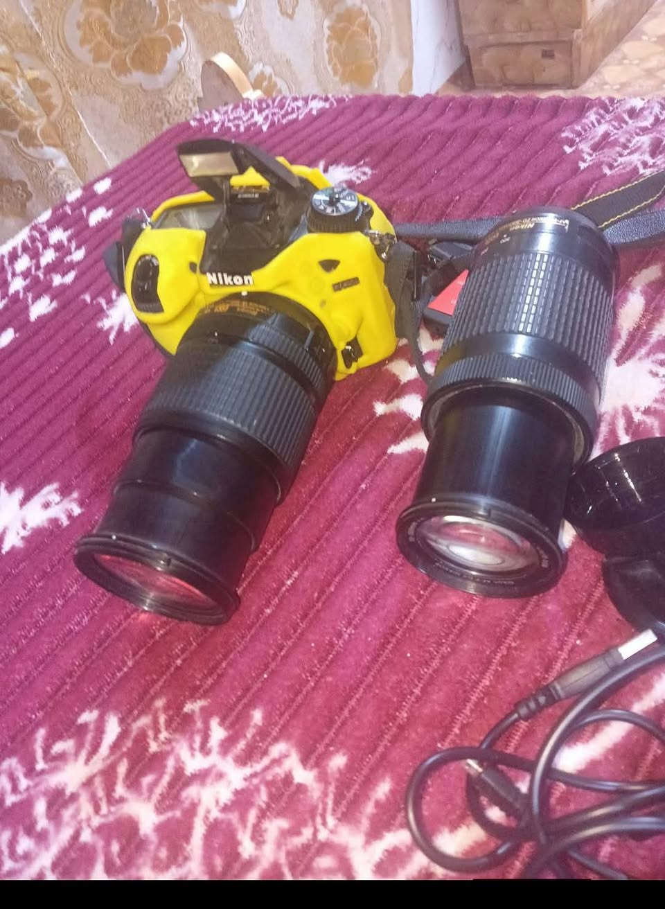 السلام عليكم كامره جديدة لبيع دقه 7200 وياها زوم واحد  يريديشتري تواصل على رقم الهاتف/***********
