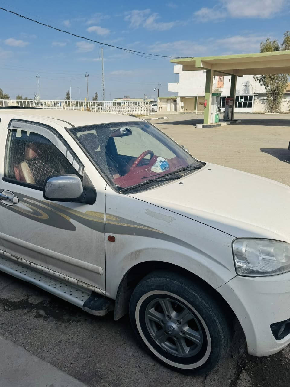 السلام عليكم بيكم كريت ويل 2015
رقم ديالى سنويه جديده  2026  مصفره غرامات وضريبة 

مكفوله من الضربه وتبديل 

كير ومحرك مكفولات شرط داخل نضيف جدا

تخم تاير جديد حداديه جديده سياره جديده بمعنى الكلمة 

مكان ديالى لسعر 85 وبيهة مجال 

للأستفسار ***********

***********
