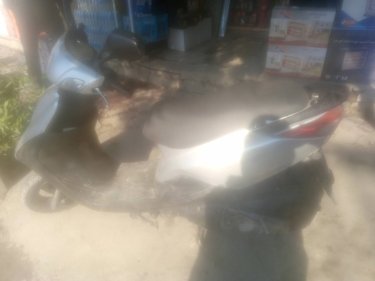 البيع بريز حلوة السعر ٤٠٠ رقمي ***********
