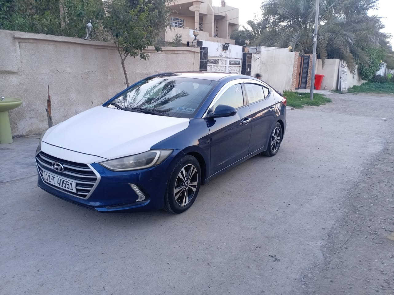 السلام و عليكم
سياره الانترا ٢٠١٧
 رقم بغداد دولي
 وارد أمريكي
ولا صرف ولا تبخير
محرك الفين دوش
حادثه جامرلوغ امامي
 بدون دواخل
 بدون ارباك
 بيه ٤ قطع صبغ رش كلير تدفئه تبريد شغال
 صدر امامي خلفي
تخم تاير كهربائيات شغاله
تحكم استيرن جهتين
الدشبول صاج الشاشة كامره ويل كروم ولد 
السعر 105
المكان بعقوبة تقاطع الساده
الاتصال على الرقم ***********
