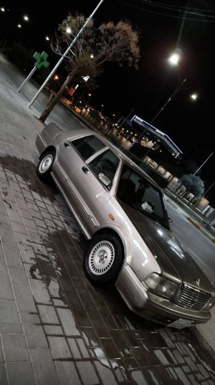 بەناوی خوای گەورە..🤍
نیسان سدریک بۆ فرۆشتن 
مۆدێل 2001 تەحویل عەسڵی
بێ بۆیاخ و بێ دەعم و لێدراوی 
تەقەو ڕەقەی   
گێڕوو مەکینە عەکسل هەمووی  بەشەرت
سعری 45 گەڵاو معامەلە شوێن سلێمانی
0770 217 1756
0772 171 8591
