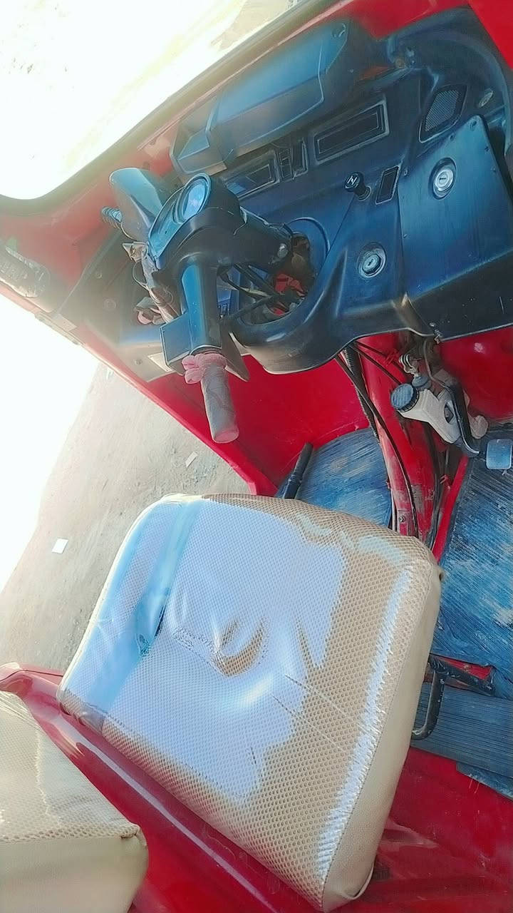 السلام عليكم تكتك تي في اس 2018 جادر تاير جديد كلجات جديد دهن جديد أوراق اصوليه كربلاء سيف سعد متواجد السعر 2850وبيها مجال مستعجل علئ بيعتها ***********
