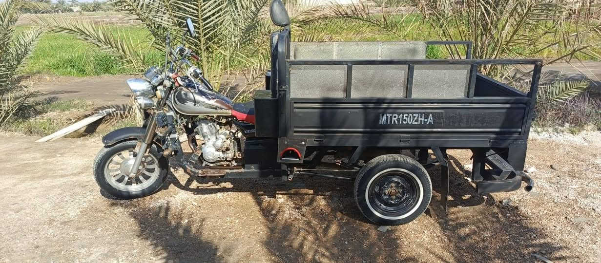 سلام عليكم (مكلف بلنشر) ستوته. ام تي ار. 2012 مكفوله كفالة عامه بأسم صاحب الرقم *********** يعني ماتعبك   مداور ثاني يوم 1800وبيه مجال
