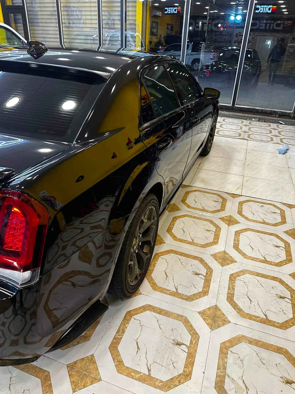 اوباما 21 اصل. سياره داخله سرقه وبالعراق تبدل بنيد
سياره فول ما عده فتحه 
كير مكينه حداديه خير من الله. 
سعر 225 عنوانه البصرة
***********
