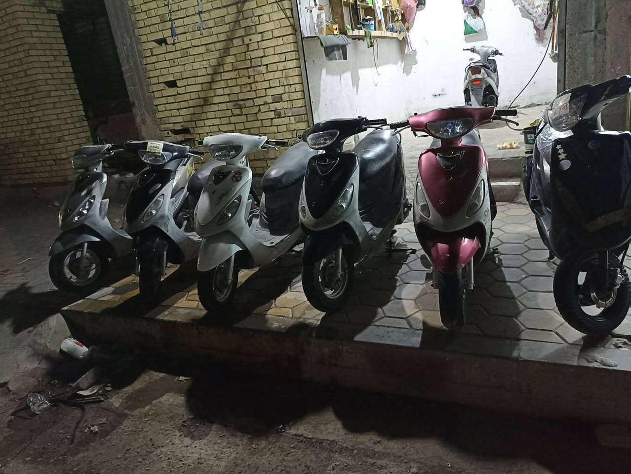 درجات ماكسات منغولي زائد ماكس عدله بوشه 50 بلاد نظافه 90% كامل مواصفات كل نقص ما بيهن مكاني ناصريه الشهداء ***********
