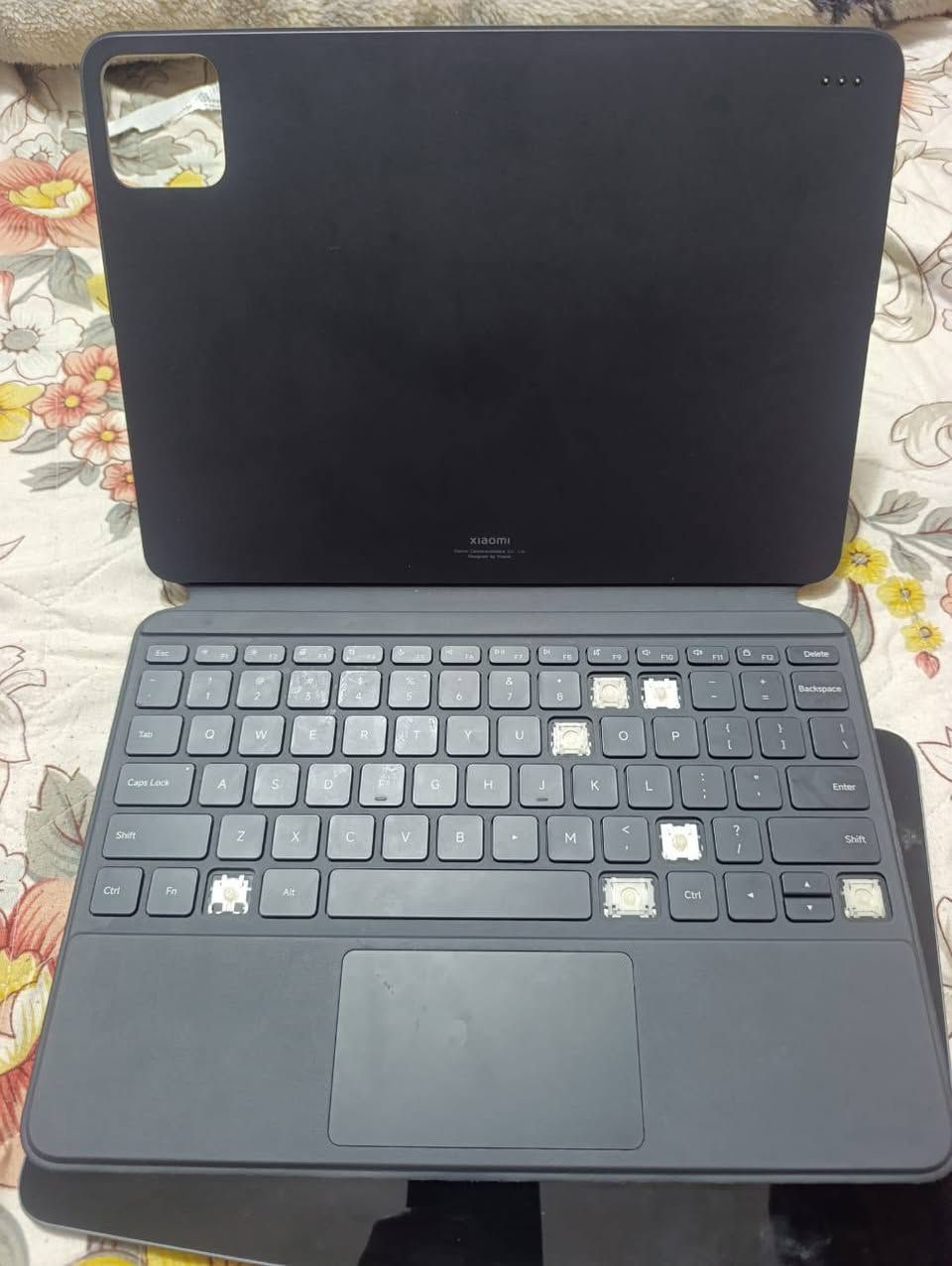 شاومي باد ٦ اس برو
٥١٢ رام ١٢
كامل غراض مع كيبورد شاومي 
السعر ٥٤٠
*********** واتساب
