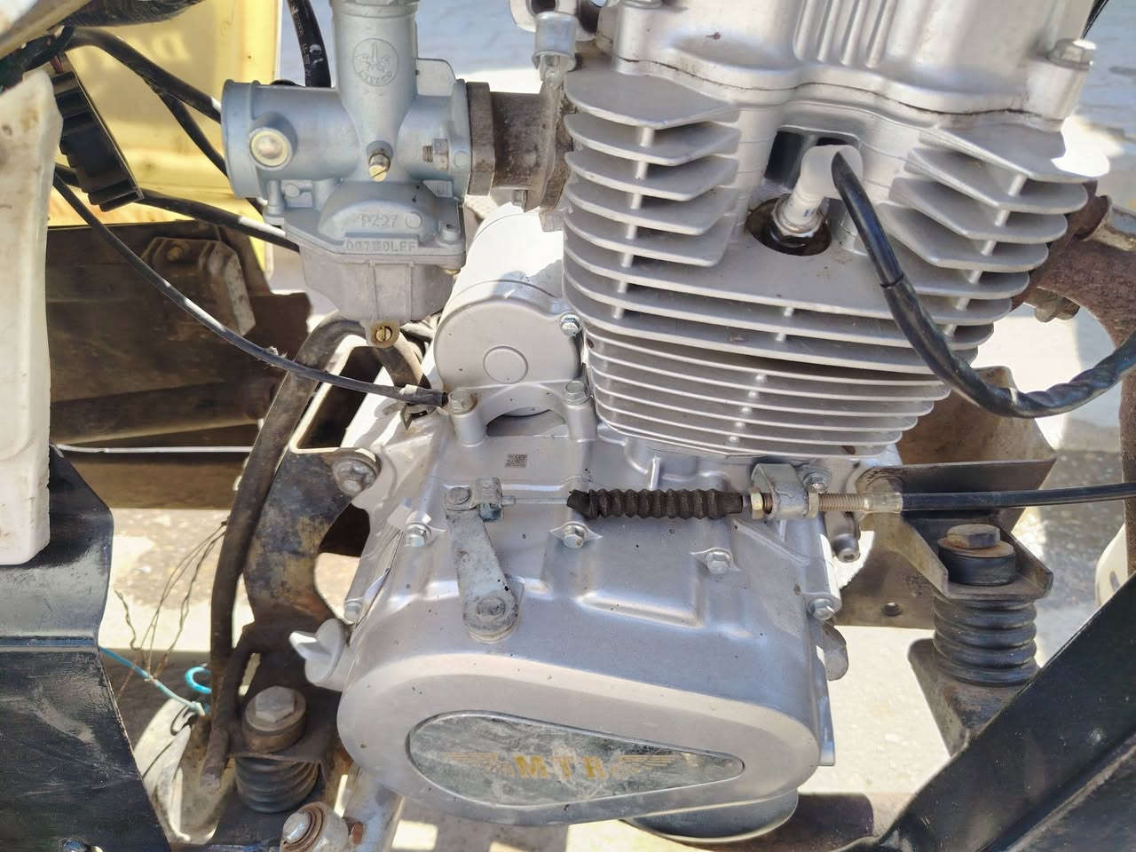 ستوته دايون 2014 بسمي محرك قبل شهر بدلته كامله من كلشي  سعر مليون و500 وبيها مجال
لمجر ناحيه لعدل ***********
