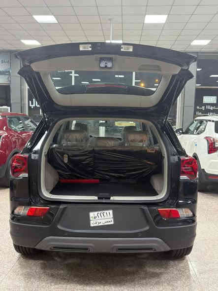 Korando (KGM)
كوراندو من شركة سانك يونك الكورية 
بأقساط شهرية على 6 سنوات بدون حجز مروري وبدون مقدمة 
ضمان گير ومكينة 3 سنوات 
مواصفات السيارة 👇🏻 
محرك 1500L Turbo 163HB 
الگير من شركة أيسن اليابانية AT6Speed 
كشنات مخمل تحكم ميكانيكي 
حساسات امامية وخلفية وكاميرا خلفية 
كشافات ضباب امامية وخلفية 
مري كهرباء شفط 
شاشة لمس تدعم النظامين Apple Carplay, Android 
والكثير من المواصفات 
تتوفر بالنقد والاقساط 
للحجز واتساب 👇 
***********  مهندس علي حلة
