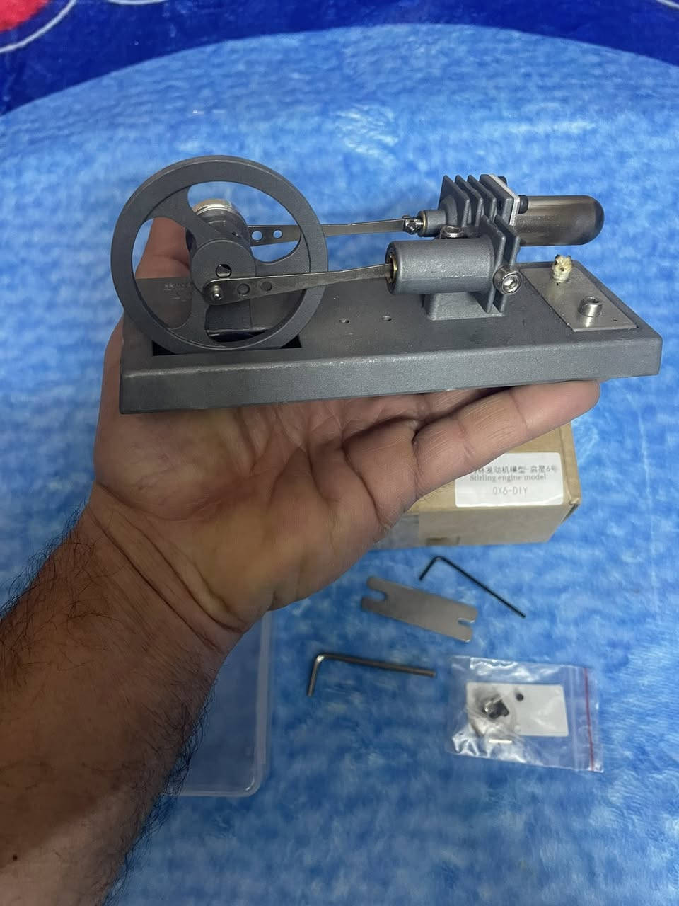 مجسم لمحرك ستيرلنغ محرك حراري يعمل بدورة مغلقة وبقية التفاصيل موجودة باليوتيوب


**إذا كنت صاحب هذا الإعلان وتريد حذفه لأي سبب، رجاءا أرسل رسالة إلى الدعم الفني**