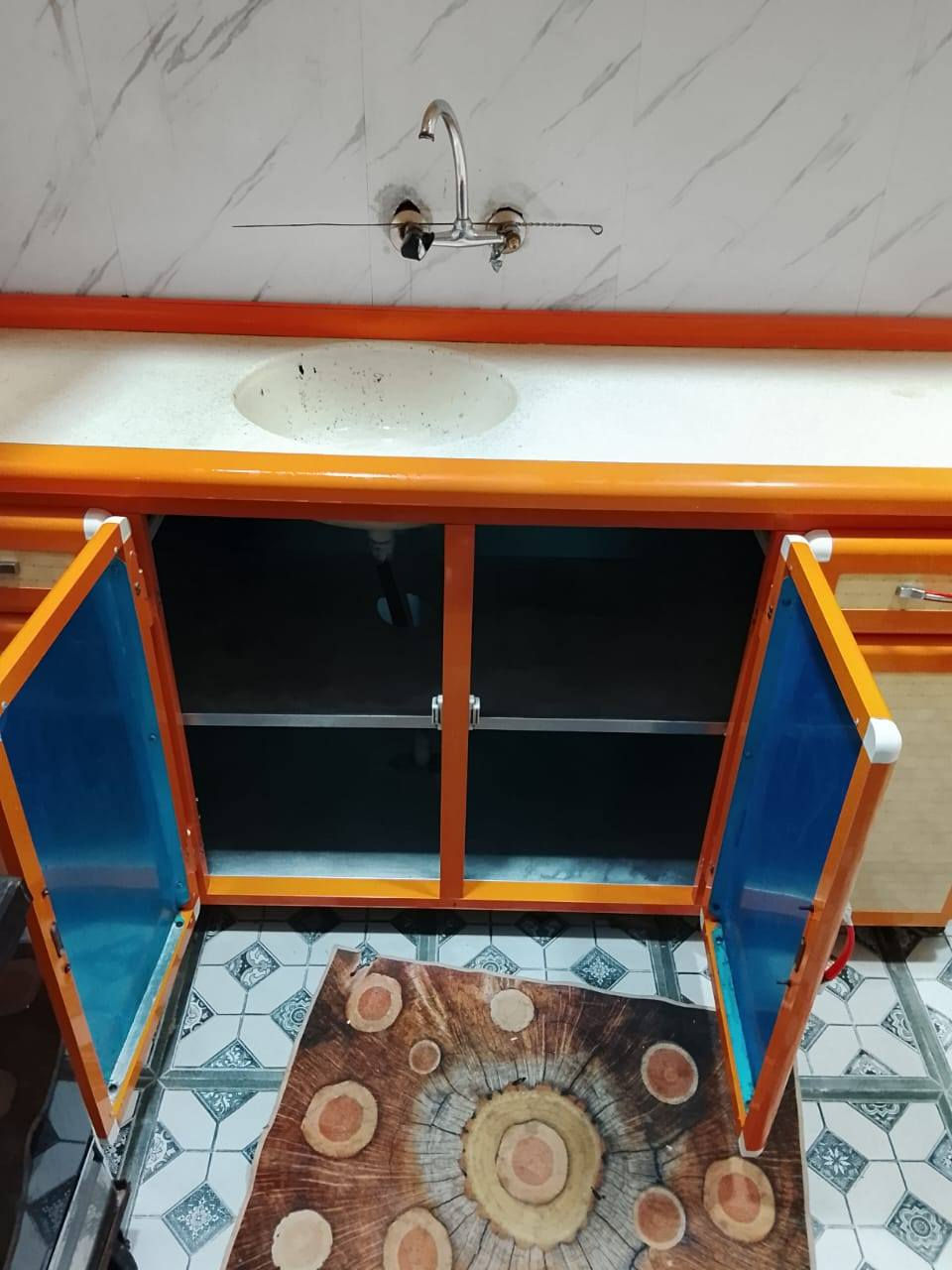 كاونتر للبيع قطعتين سنك مرمر وملحق فصال ثقيل قياس مترين ارضى مترين ملحق السعر 175 وبي مجال بسيط بيع مستعجل لغرض التحويل إلى بيت اخر مكاني بحي صدام الايسر الاستفسار عل الرقم ***********
***********
