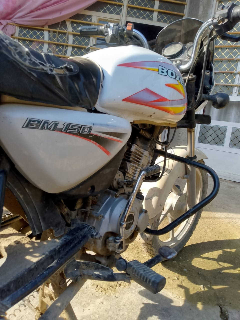 دراجة بوكسر للبيع موديل 18السعر 650 اوبيها مجال اورقها كامله العنوان ديالى بعقوبة باب الدرب الاتصال *********** أبو مصطفى
