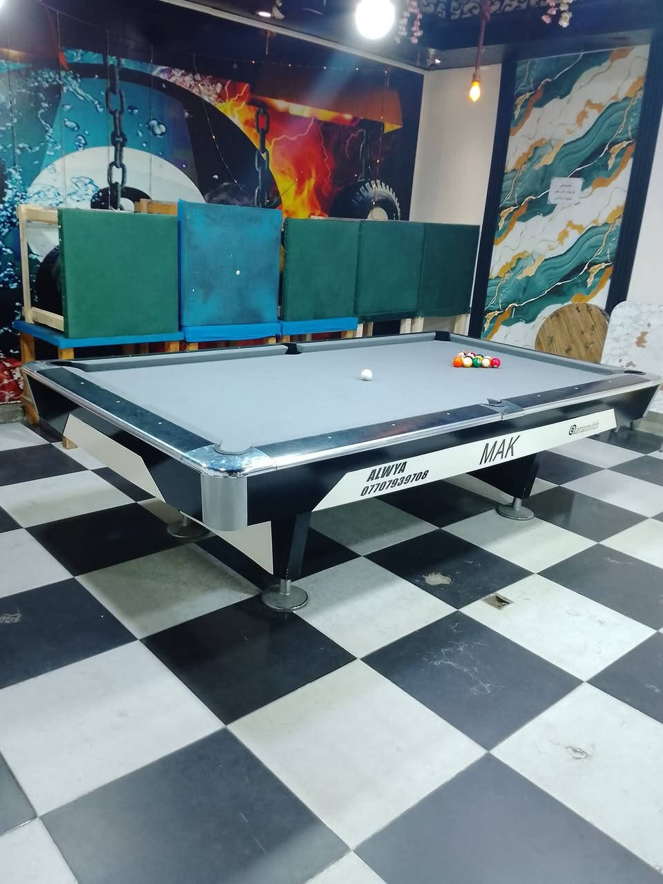 ميز نظيف نظافه 100% السعر سبع ورقات 💸 ***********
