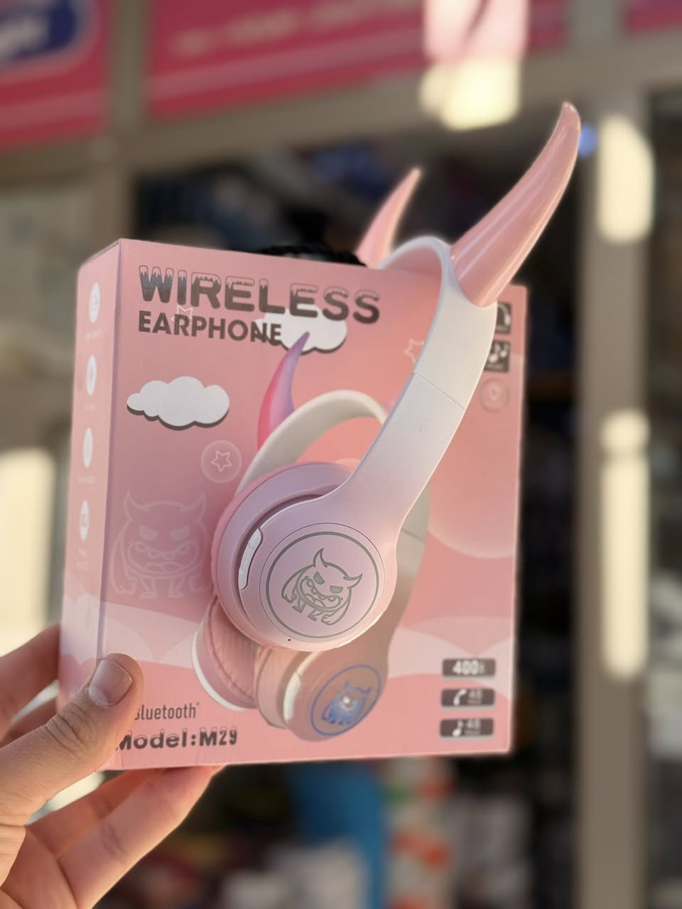 ▪️ سماعة طوك بلوتوث ، بناتي 
▪️ متوفرة بثلاث الوان ( وردي ، بنفسجي ، بحري ) 
▪️ نوعية ممتازة وضمان تجربة 
▫️سعر القطعة 7000 دينار فقط 

➖➖➖➖➖➖➖➖➖➖➖➖➖➖➖
❇️ يتوفر 🚚 توصيل لجميع المحافظات 🔥
للتواصل : متواجدين فقط على الواتساب 
*********** طارق
او الانستغرام https://www.instagram.com/moon_ligth100?igsh=emYyeWVheXUyaHk0&utm_source=qr
➖➖➖➖➖➖➖➖➖➖➖➖➖➖➖
العنوان 📍 : هيت - الجمعية الاولى - ( شارع حامي حميد) ( مكتب مون لايت moon light ) مقابل مجمع الملكة - مجاور مكتبة اقلام
