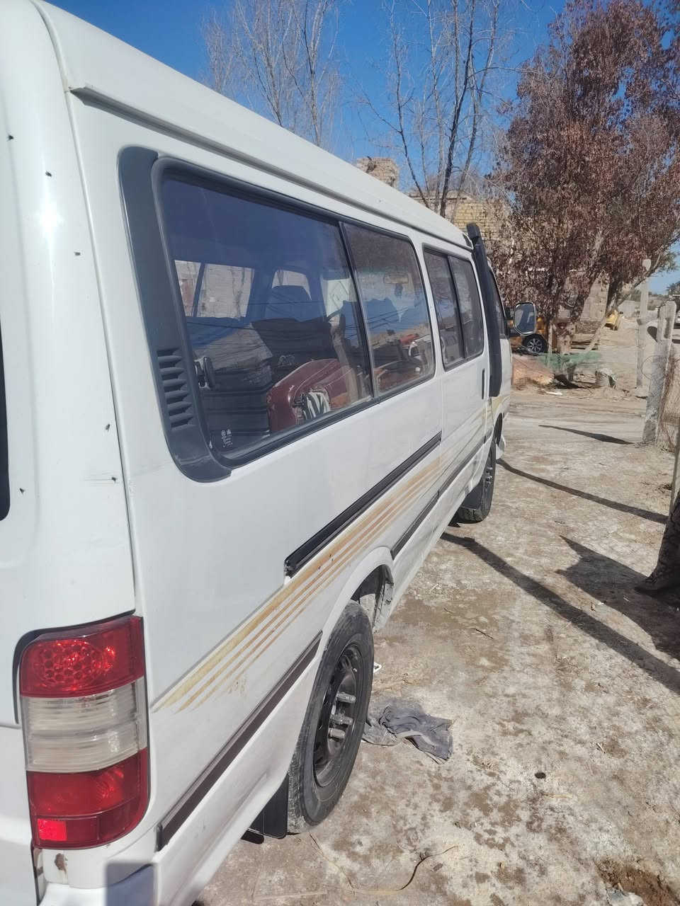 السلام عليكم فتون للبيع حره مصفره كفاله عامه جاهزه محرك كير اكسن صدر كله جديد مكاني نجف للتواصل ***********
