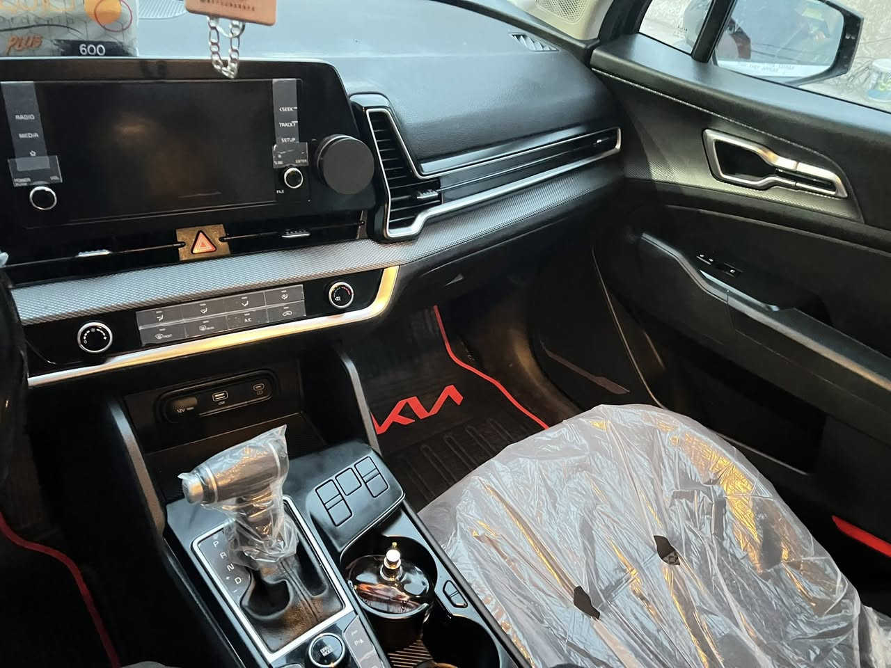 سلامً عليكم سبورتج 23 اربيل بسمي وارد امريكي حادثها جاملغ وبنيد بدون دواخل مكينه 2500 سعر 183 مكاني حي جهاد***********
