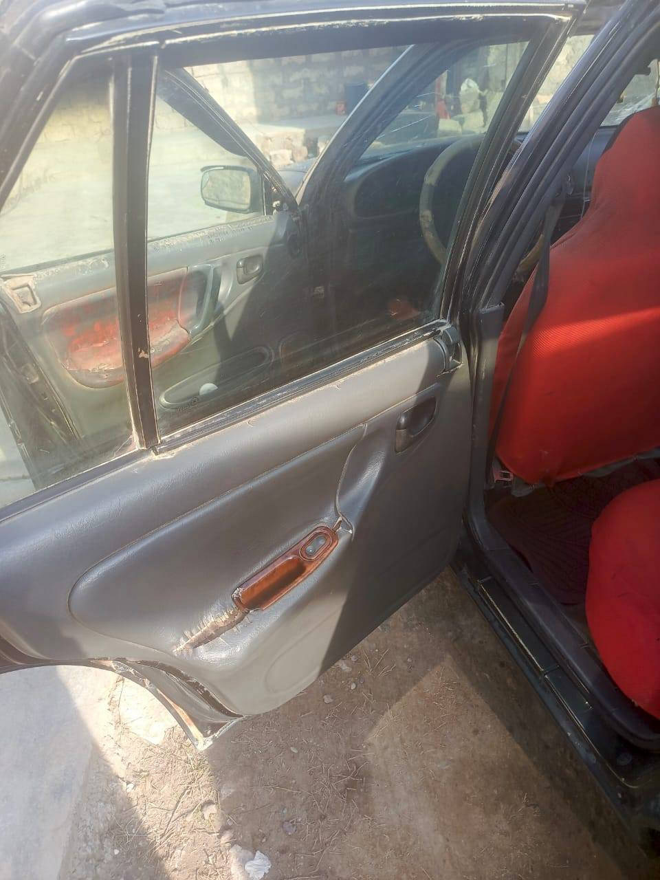 السلام عليكم ورحمة الله
السعر   (((37)))   وبيها مجال بسيط 
للبيع سياره دايو برنس موديل 1995 🚘 
محرك كير شرط
 تراي وين ما تريد
سياره بسمي تحويل ثاني
 يوم صدر امامي خلفي  جديد 
سياره مكلف في النشر 
رقم صاحب السياره 
***********
***********
