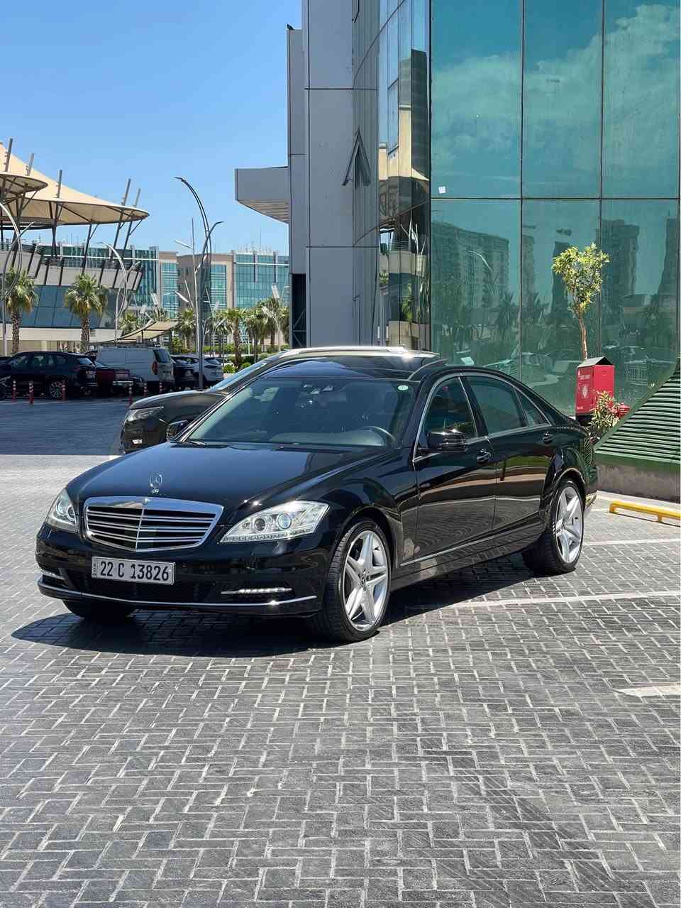 mercedes benz 2010 s350
بێ سبوغ 
گێڕ مەکینە تەبرید بەشەرتە
تحویل غەڕامە بەشەرت
١٥٨ هەزار کیلۆمەتر ڕۆیشتیە
سەیارەکە زۆر نوێ و خاوێن مایتەوە
مواسەفات فول
سعر ١٨٨ وەرەقە و مەجالەکی کەمی تێدایە
بۆ زانیاری زیاتر ***********
ناونیشان هەولێر أربيل, العراق
