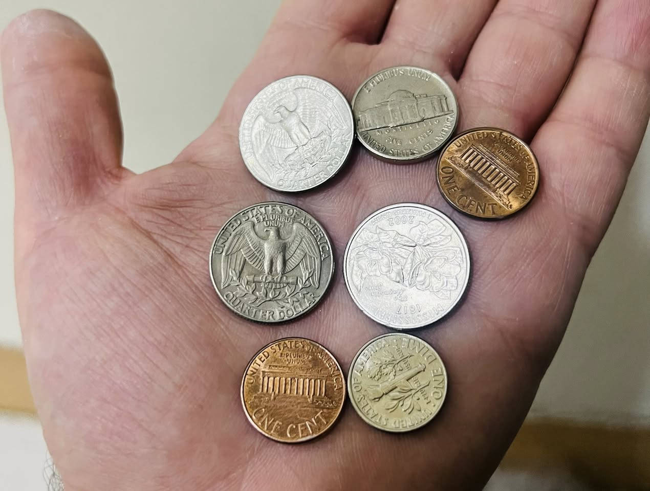 سلام عليكم .عندي هاي عملات المعدنية و نقدية للبيع  ..إلي يريد يكدر يتواصل
***********  واتساب و فايبر
