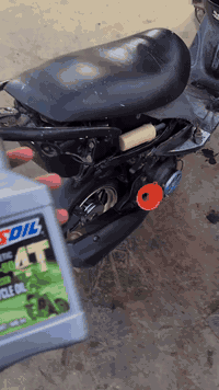 سلام عليكم ماكس عدله اخت الرمبه كامله بيهة قبق عمبار وقبق فلاوين وكلج امامي  وخليه خلفية وياله كفراتهة كاملة بس ذيل مابيهة سعر ٨٠٠وبيهة مجال مكاني بغداد التاجي جماعت ال ٥٠٠ول٦٠٠ لتلفي يمي شراي خاص او عل رقم***********
