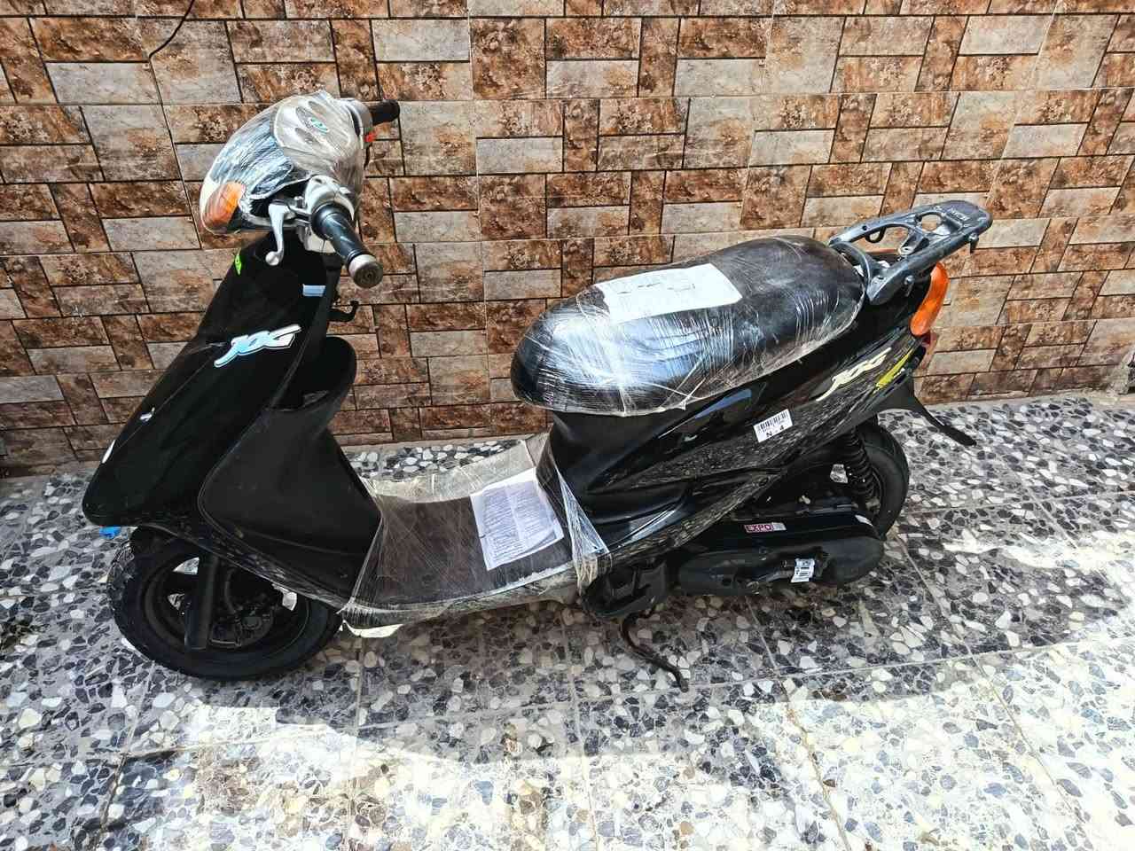 سلام عليكم دراجه عصفوريه بلاديه كله شغاله اي نقص مابيه مكني بغداد علوه زويني ***********
