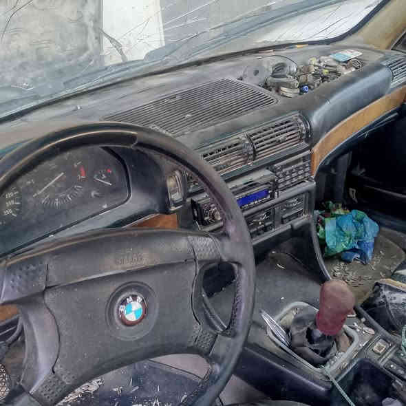 السلام عليكم..بي ام تفصيخ 735 كير عادي تحويرة كاملة ابيع الكير....محرك شرط الشغل تجي تفحص وتقتنع للستفسار *********** مكاني بغداد الشراي يتصل اخوان مارد على الخاص رجائا
