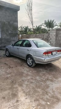 نيسان صني • ٢٠٠٠ • اوتوماتيك