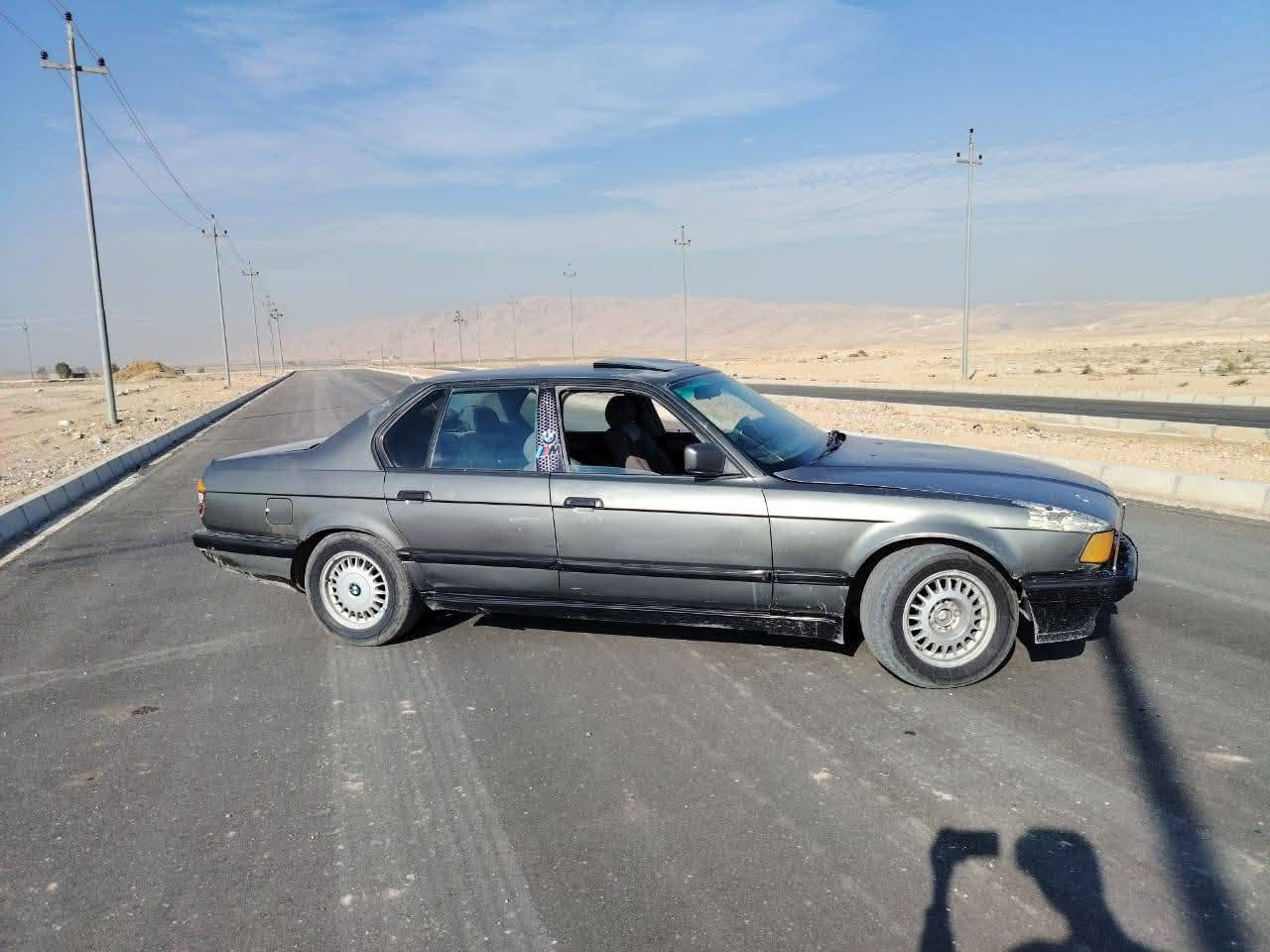 السلام عليكم  بيئم 730 رقم نينوى الماني بسمي سنويه لنهايت ال29 السياره مكصوص بس مسجله محرك شرط جديد طك ماصار سنه من شديتو شرط صوتو مال كبس وشرط مامفتوح خلاص كير جديد شرط ترايك 200 تبريد شرط ثلج سياره جاهزه صدرها نص ونص  وتريد ترتيبات وكهربائيات كلها شغاله السعر 25 وبيها مجال شي بسيط  *********** وبيه واتساب
