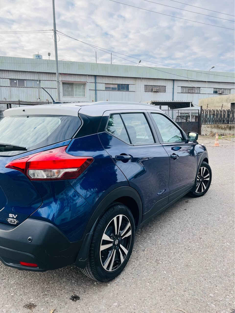 نيسان كيكس موديل 2020 وارد امريكى مواصفات Sv بدون فتحه سياره لون موميز سياره بل پاكيت جديد جديد فول مواسفات بس بدون فتحه بصمه شغال رادار فول سياره بى ربع بونيد سبغ بدون دواخل محرك گير كلشي بشرط سنويه جديد سياره تحول وكاله بشرت سياره ماشيه 65000ميل حقيقى  ايرباك سترين بردا تاك راجع سيستم

مكان سياره اربيل 
0750 494 42 04
0751 746 91 81
واتس اب أربيل, العراق
