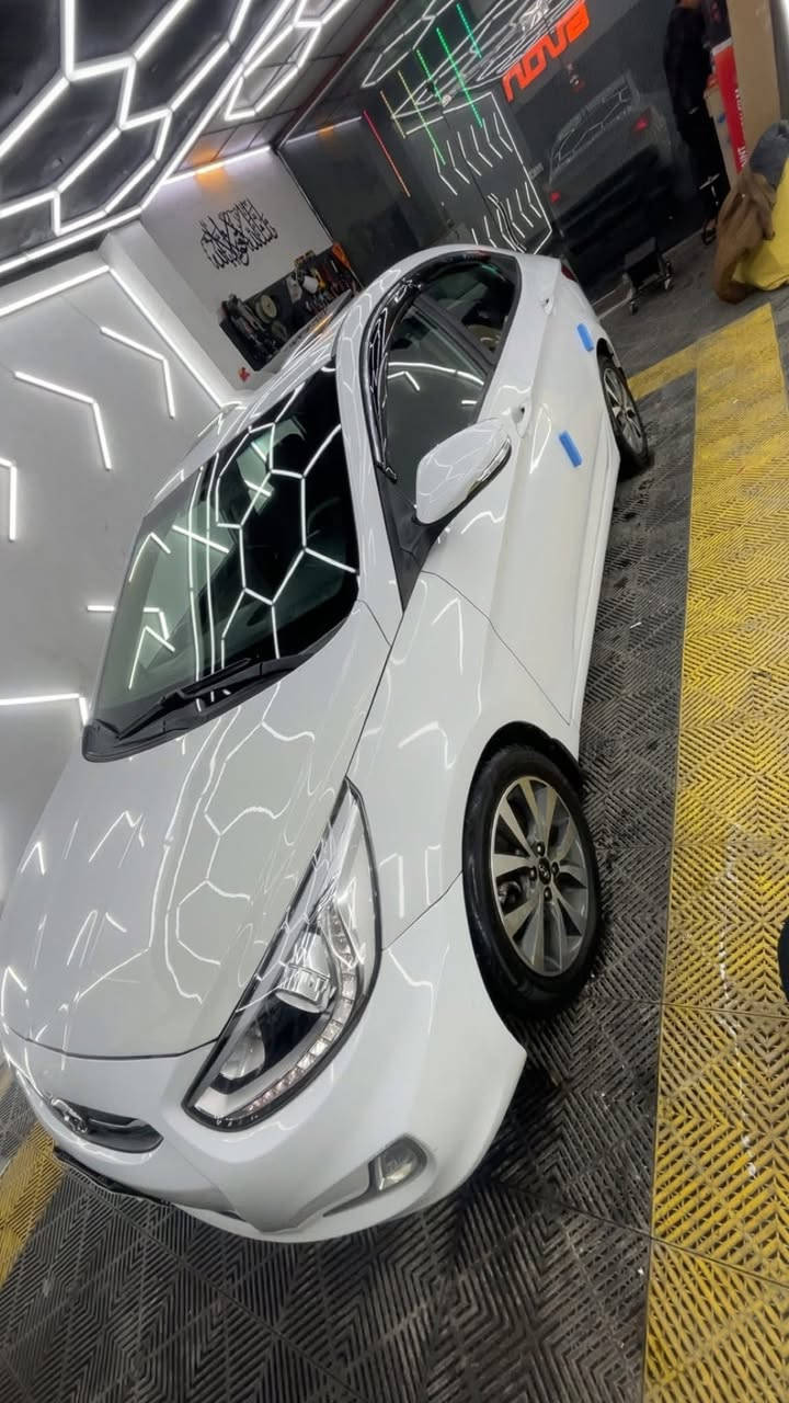 سلام عليكم اكسنت 2018 خليجي ماشيه 42حقيقي
فول مواصفات 

1600

بدون حادث فقط الي ماشر عليه بل صور 

مابيها نقص 

تخم تاير صدر امامي خلفي جديد 

تدفئة وتبريد شغال 

شاشه جبيره 

تحكم ستيرن 

لايت ليد 

بكلايت ليد 

سويجات عدد2

رقم بغداد 

سعر 125

مكانها بغداد 

***********
