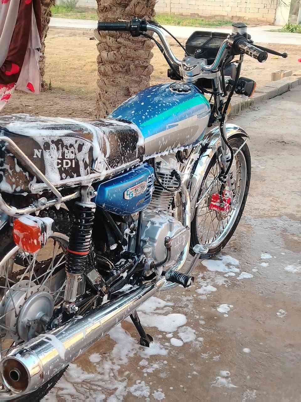 للبيع 26 سكنرر
سعر 600 وبيه مجال 

مكاني شطره ***********
