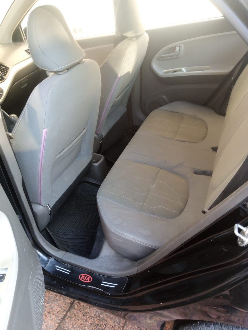 سلام عليكم سياره خليجيه رقم اربيل سنويه جديده لل 2031 شهر الخامس فيها قطعه صبغ صدر جديد تايرات جديده تبريد تدفئه شغالات هزة جديدة السيارة نص فول كامرة حساست خلفية اشاير بل مري مكاني بغداد السعر 80 
*********** بيه واتساب
