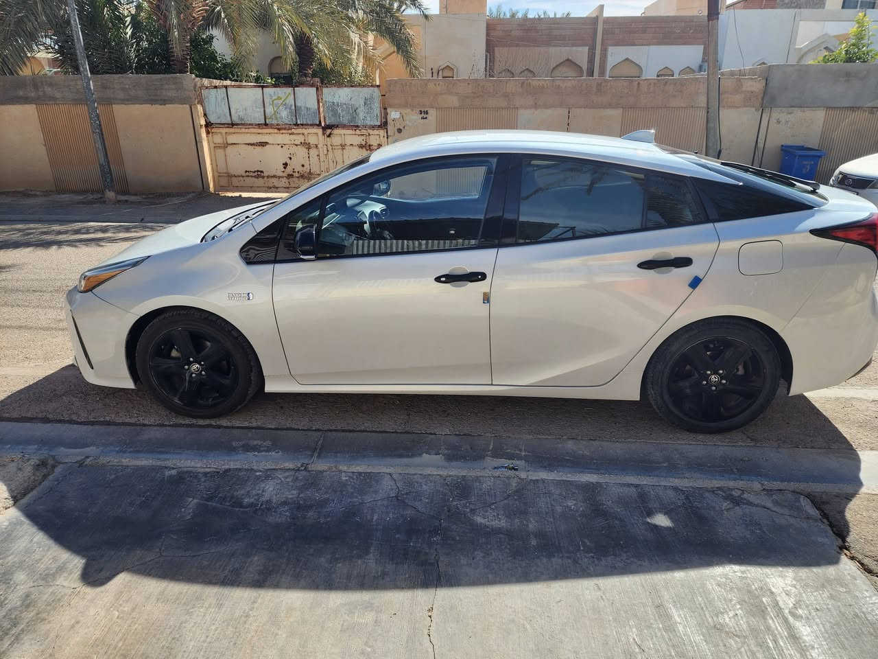 تيوتا بريوس 2022 ياباني وارد امريكي
فئة البلك ان شحن منزلي
بصمه 
كشن كهرباء
شاحن لاسلكي
داتا شو 
شاشة تسلا
هيتر ستيرن و كشنات 
كشنات جلد
٣ انظمة قياده
نظام صوتي من شركة jbl
رادار وتحديد مسار 
قياده شبه ذاتيه 
السياره ماشيه ٨٤ الف (كيلو) قابل للزياده
السعر ١٣٠ بيها مجال
مكان السياره قضاء عنه..
للاستفسار 
*********** واتس..
