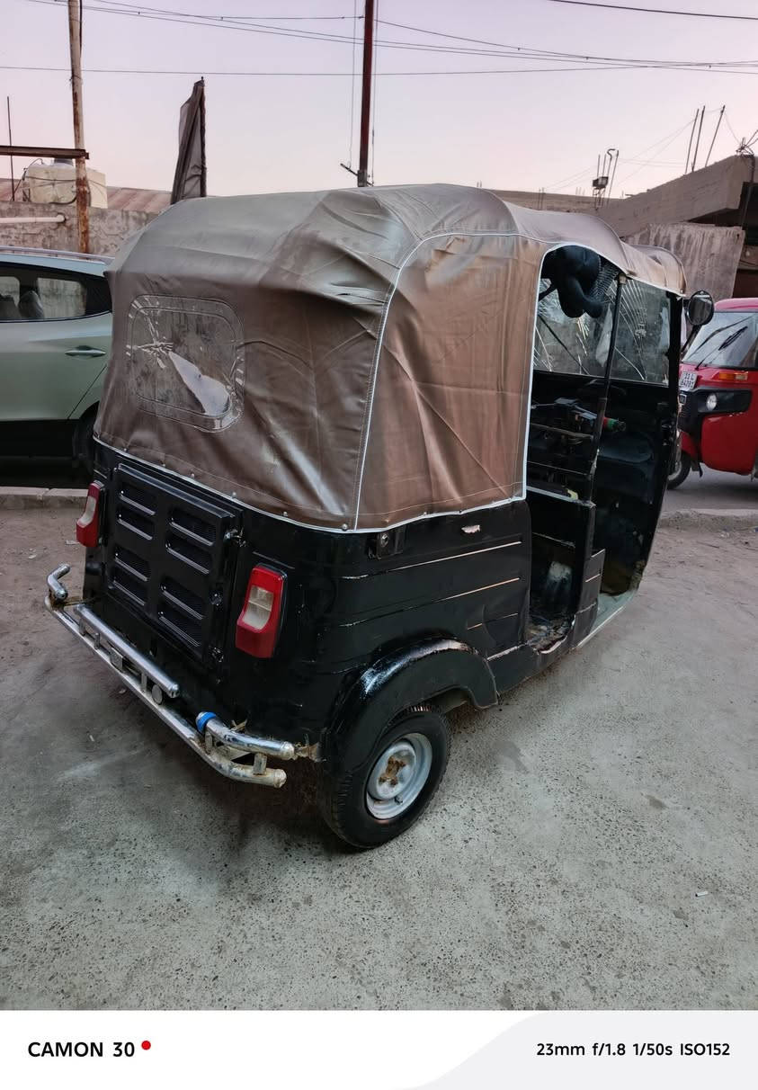 تكتك 17 وراق سنساخ معمره دوس بدون صبغ بلاديه مكينه نضيفه
السعر 2500 بغداد قرب صيطره الشعب


**إذا كنت صاحب هذا الإعلان وتريد حذفه لأي سبب، رجاءا أرسل رسالة إلى الدعم الفني**