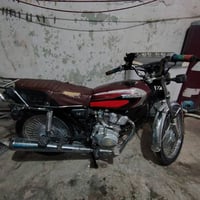 شباب دراجه للبيع تايكر فول نضافه موديل 19 كبس كلشي شغال السعر 410 وبيه...