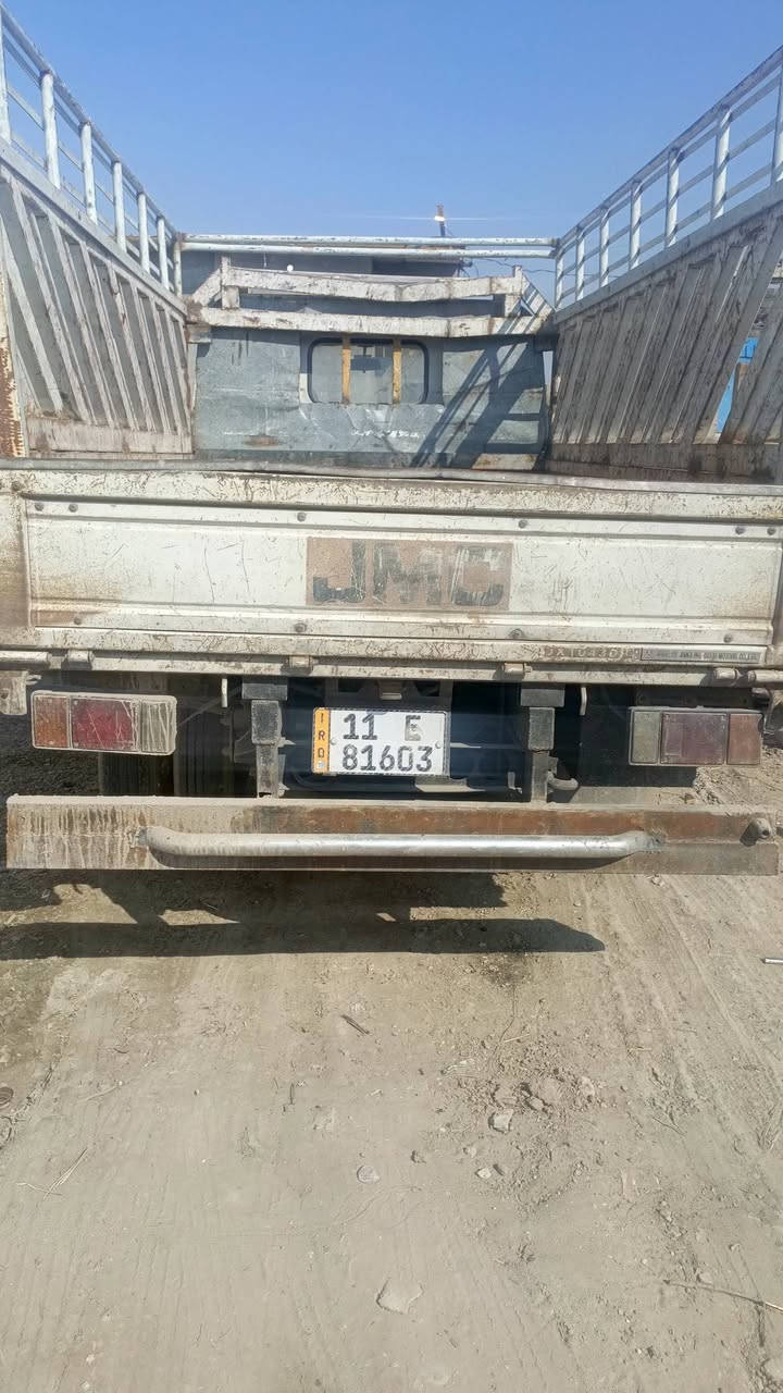 كنتر موديل 2012مكفول عامة  من صبغ ضربه  بسمي رقم بغداد نكليزي للبيع 55او مراوس حسب الغناعة بسيارة خصوصي بي ام او بطة أو ارنب أو أي سيارة خصوصي ***********كورك بي واتساب *********** مكاني بغداد تاجي
