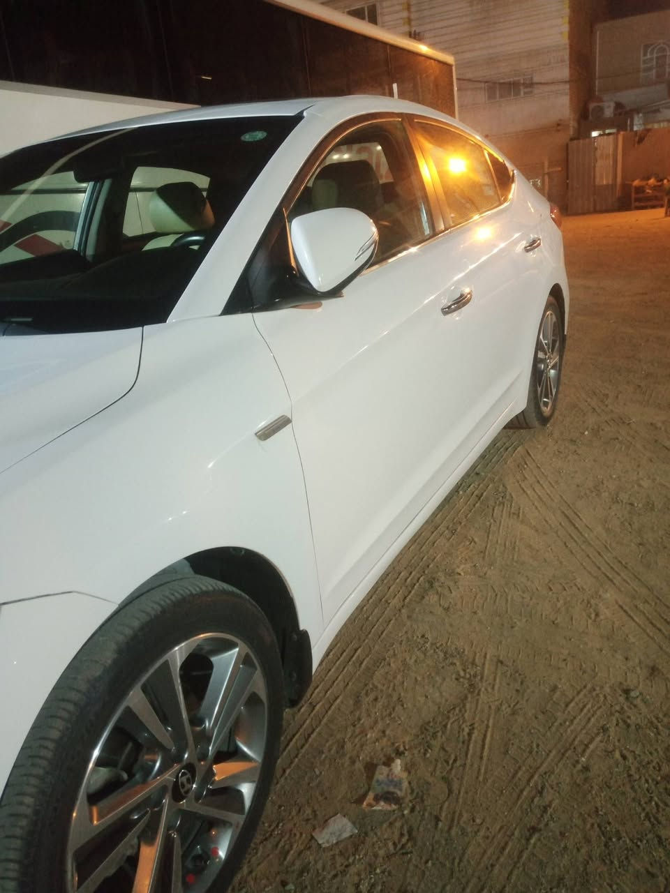 سلام عليكم 
الانترا 2019
للبيع فقط 
فول واحد عله واحد 
📍فتحه سقف 
📍بصمه 
📍تحكم ستيرن 
📍حساسات 
📍كامره امامي خلفي 
📍مثبت سرعه 
📍رقم مميز 494967
📍مكينه سوبر 2000
📍كشنات جلد 
📍مري شفط 
📍شاشه 
📍بيه ضربه خفيفه بل جاملغ الخلفي على كد شبر والباقي مكفول 

ملاحظه: السياره انضف من الصور واذا تحب تعالل شوف بعينك وحكم عليه 

📍النجف الاشرف 

السعر 165بيه مجال حك الجيه


**إذا كنت صاحب هذا الإعلان وتريد حذفه لأي سبب، رجاءا أرسل رسالة إلى الدعم الفني**