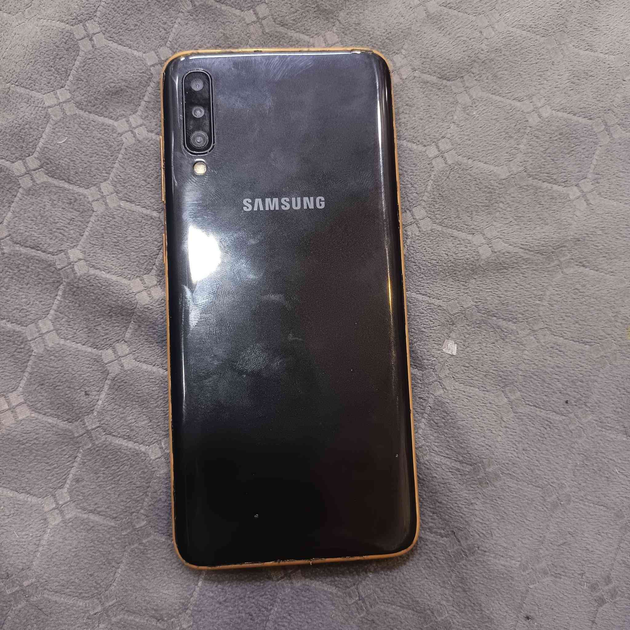 موبايل لبيع اي70ذاكره 128سعر55وبي مجال


**إذا كنت صاحب هذا الإعلان وتريد حذفه لأي سبب، رجاءا أرسل رسالة إلى الدعم الفني**