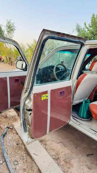 السلام عليكم 
للبيع  ادميرال صيني موديل 2006
سنوية لل28تحويل مباشر
 مكينة وگير خير من الله
صدر جديد كهربائيات كامله
العنوان /ديالى/الخالص/ناحية السلام
السعر (٣٣) وبيها مجال قليل
للاتصال رقم صاحبهه (***********)
مكلف بلنشر!!!مكلف بلنشر !!!
