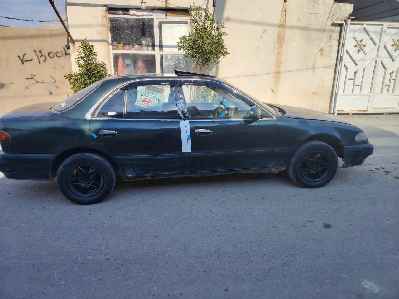 سلام عليكم
سوناتا تو
موديل 1996
كير محرك حلوات
محرك مسكر 
رقم صلاح الدين
سنوية جديدة ٢٠٢٩
تحويل مباشر
سعر ٢٨ بيها مجال
مكاني ديالئ جلولاء
بيع او مرواس حسب القناعه
رقم الموبايل ***********
